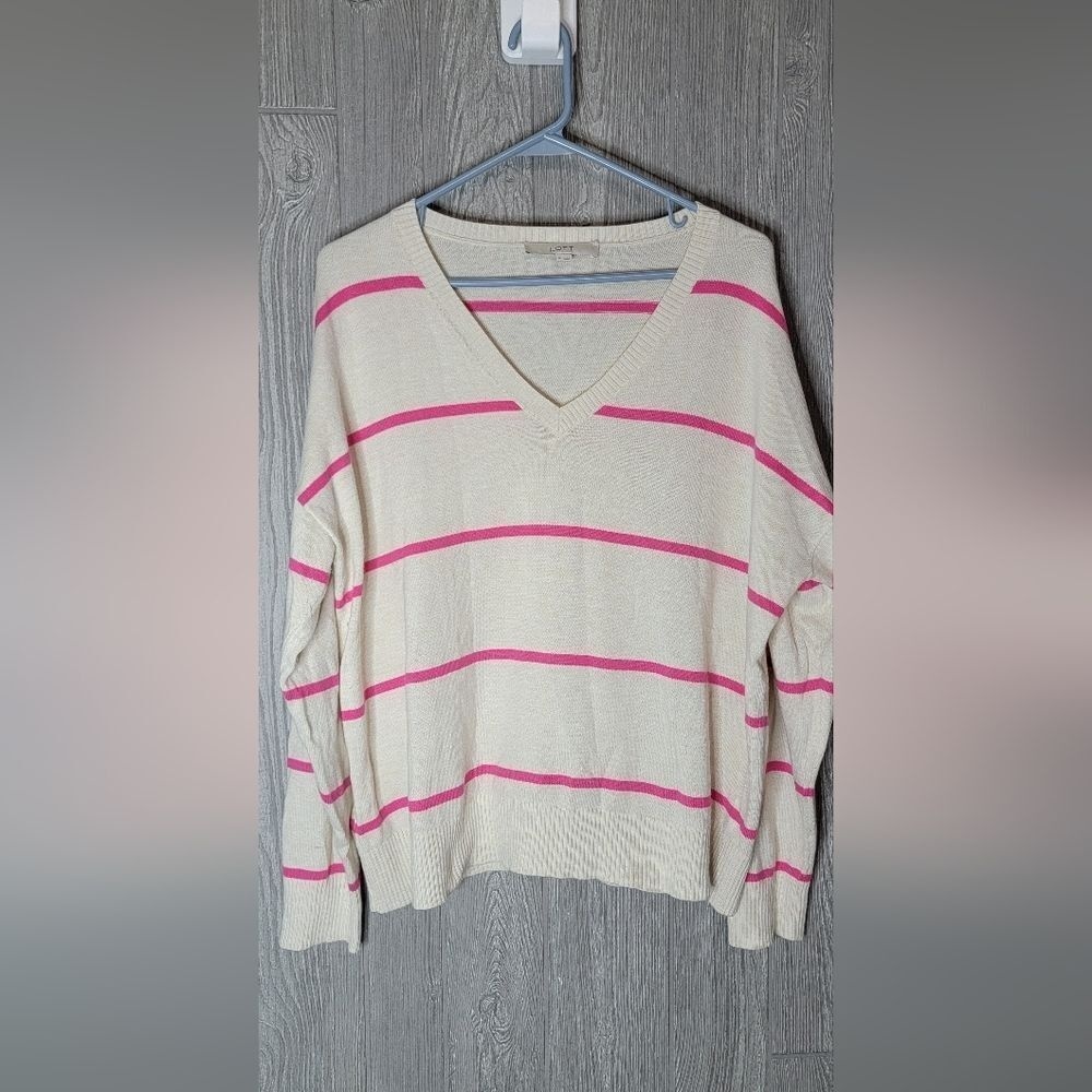 Loft sweater cream and pink striped‎ size XL